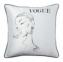 подушка с надписью vogue во Владивостоке